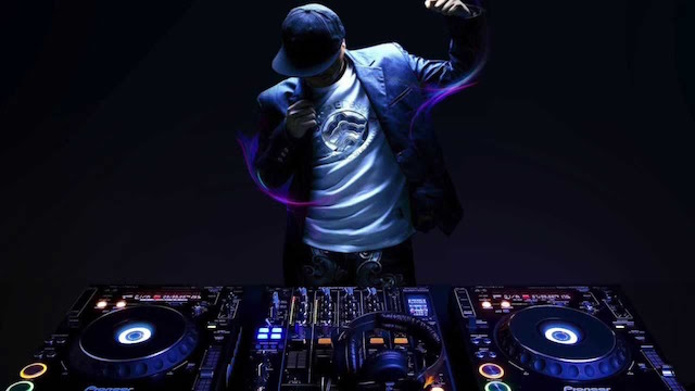 Photo: DJ Yuto youtube.com